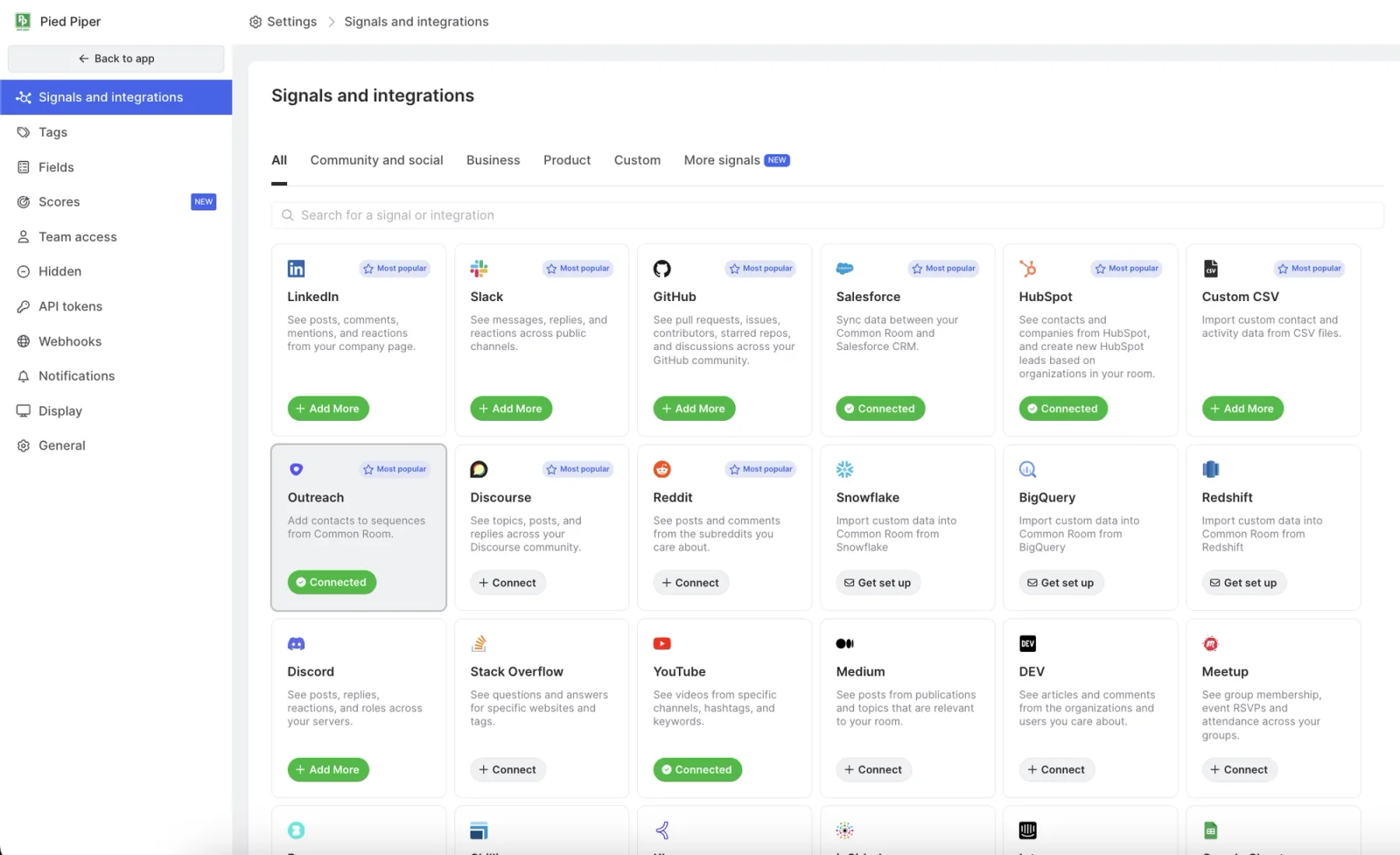 Common Room signals and integrations settings with CRM, community, social, and warehouse sources